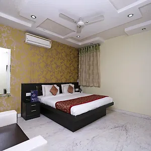 https://9-star-hotel.agrahotelsindia.net